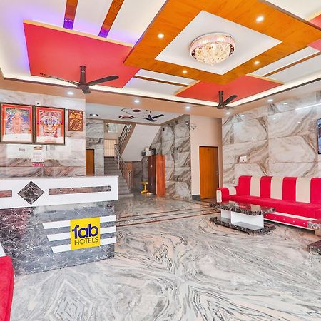 Fabhotel Shree Venkatesh Nileyam Ayodhya ภายนอก รูปภาพ