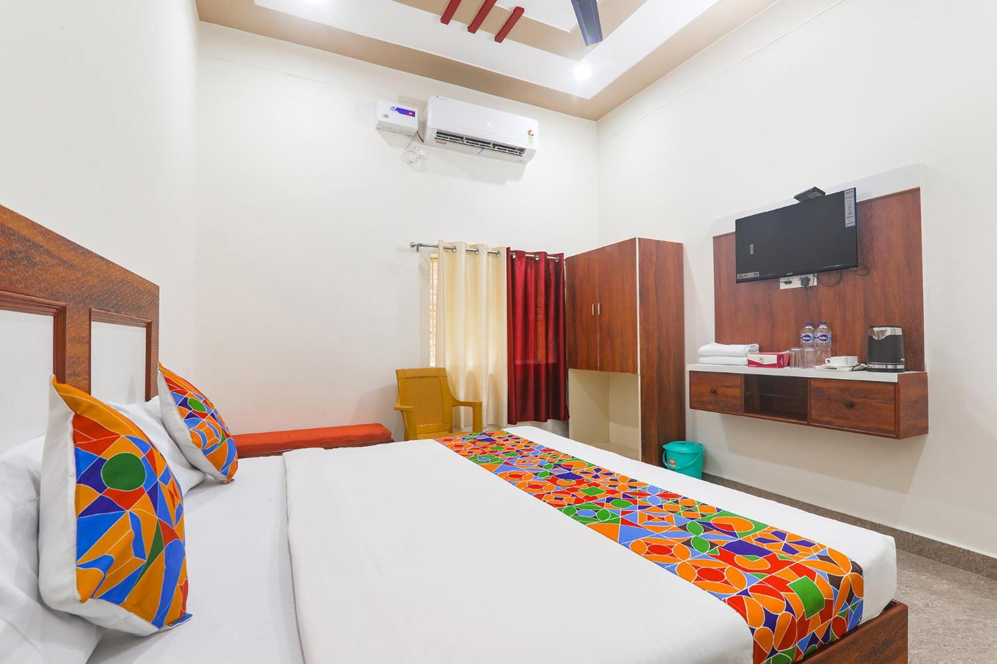 Fabhotel Shree Venkatesh Nileyam Ayodhya ภายนอก รูปภาพ