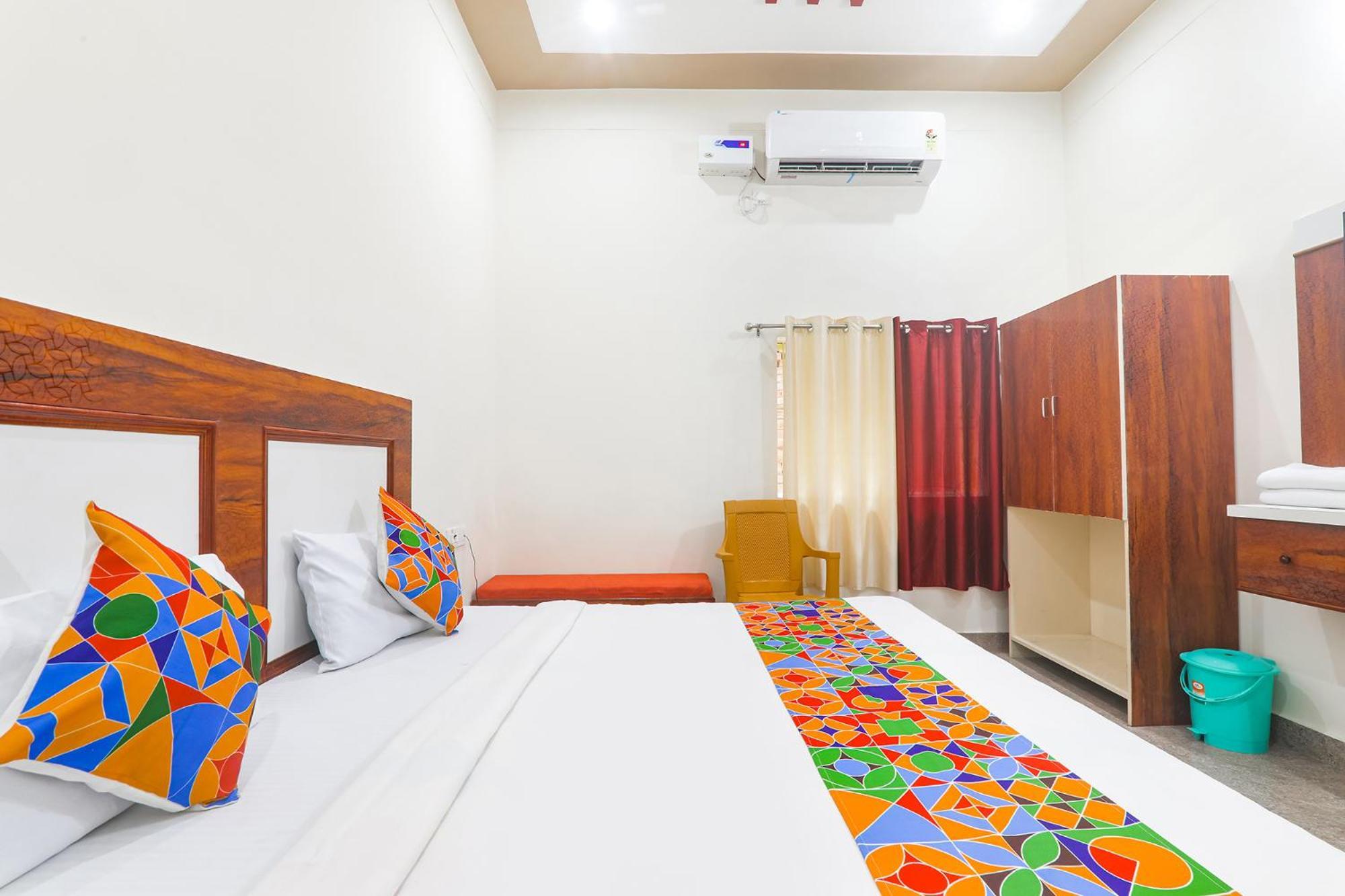 Fabhotel Shree Venkatesh Nileyam Ayodhya ภายนอก รูปภาพ