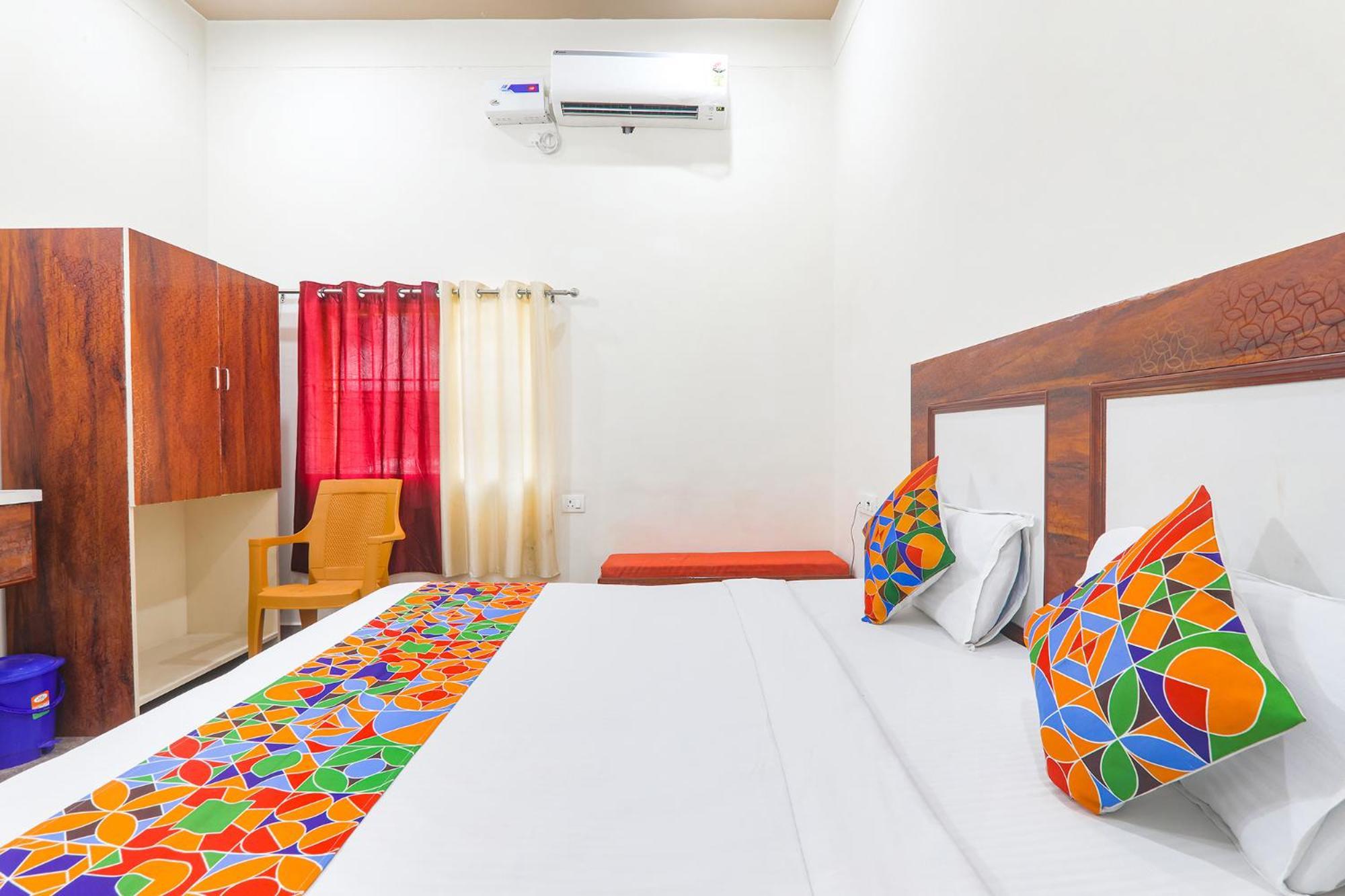 Fabhotel Shree Venkatesh Nileyam Ayodhya ภายนอก รูปภาพ